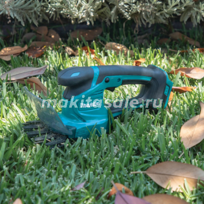 Аккумуляторные ножницы для травы Makita DUM111SYX