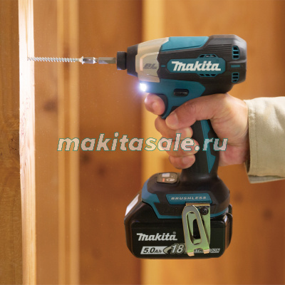 Аккумуляторный ударный шуруповерт Makita LXT DTD157RTJ