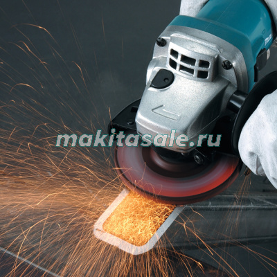 Угловая шлифовальная машина 9558HNRK