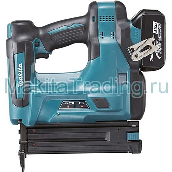 Аккумуляторный гвоздезабиватель Makita DBN500RMJ