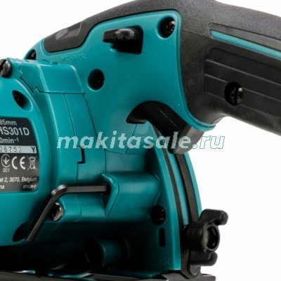 Аккумуляторная дисковая пила Makita HS301DZ