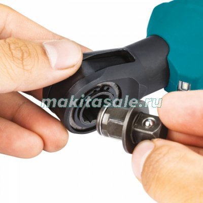 Аккумуляторная угловая трещетка Makita DWR180RF