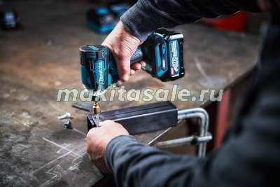 Аккумуляторный ударный шуруповерт XGT TD001GZ