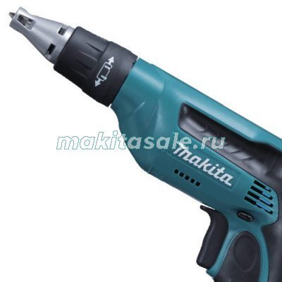 Аккумуляторный шуруповерт Makita DFS451Z