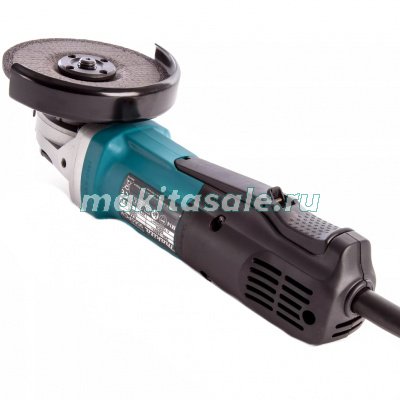 Угловая шлифмашина Makita 9566PCV