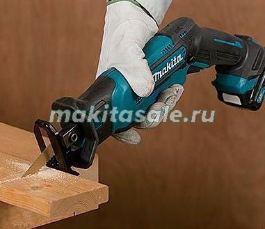 Аккумуляторная сабельная пила Makita JR105DZ
