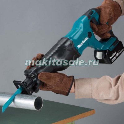 Аккумуляторная сабельная пила Makita DJR186Z