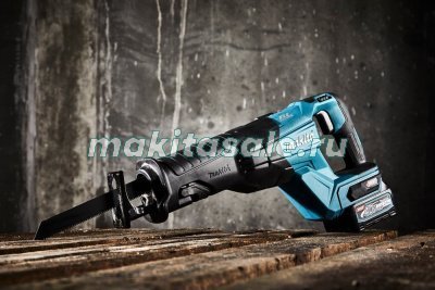 Аккумуляторная сабельная пила XGT Makita JR001GZ