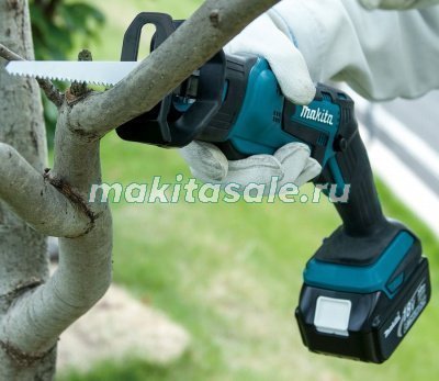 Аккумуляторная сабельная пила Makita DJR185RME