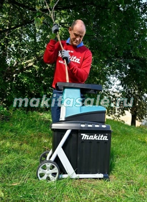 Садовый измельчитель Makita UD2500