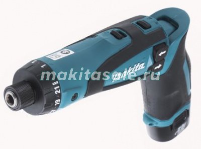 Аккумуляторная отвертка Makita DF012DSE